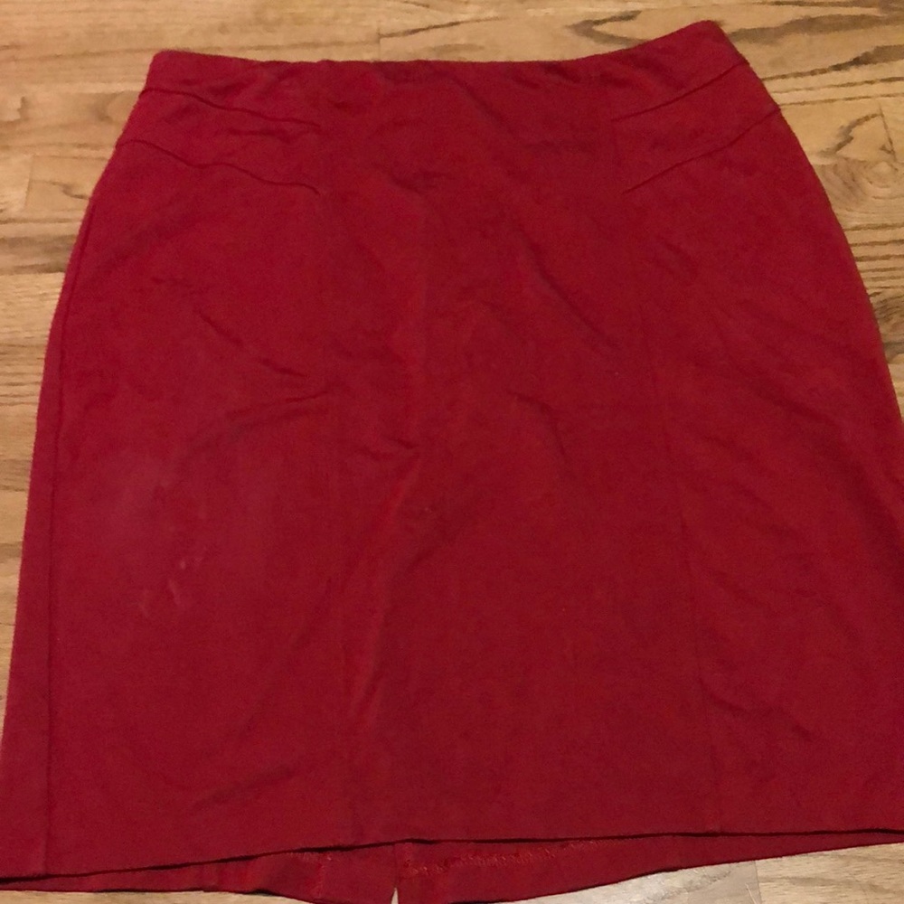 Chico’s Size 2 Red Skirt